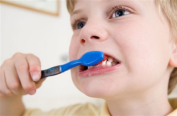 举个栗子：正确的刷牙方法是什么？
