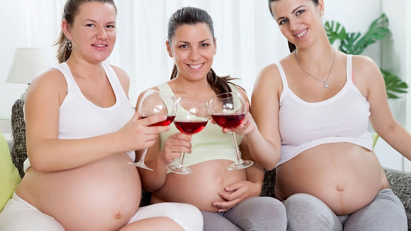 举个栗子：孕期喝点葡萄酒有助于改善宝宝行为？