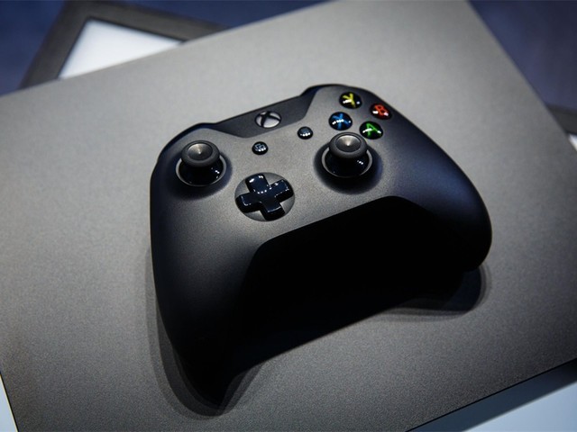 举个栗子：Xbox One X海外势头迅猛：普通版本销售一空
