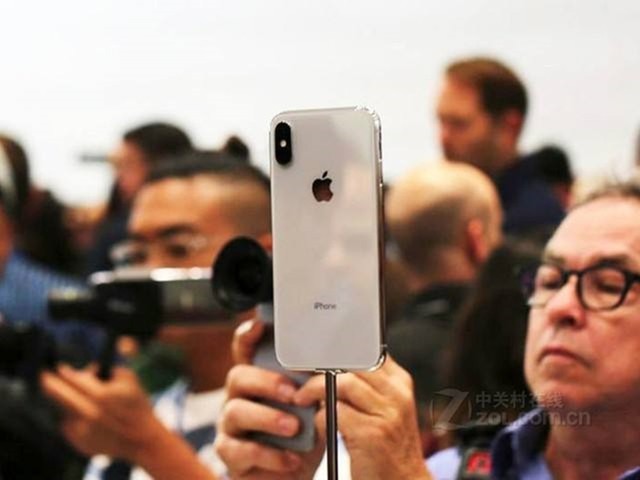 举个栗子：苹果收购传感器公司 iPhone或告别凸起摄像头