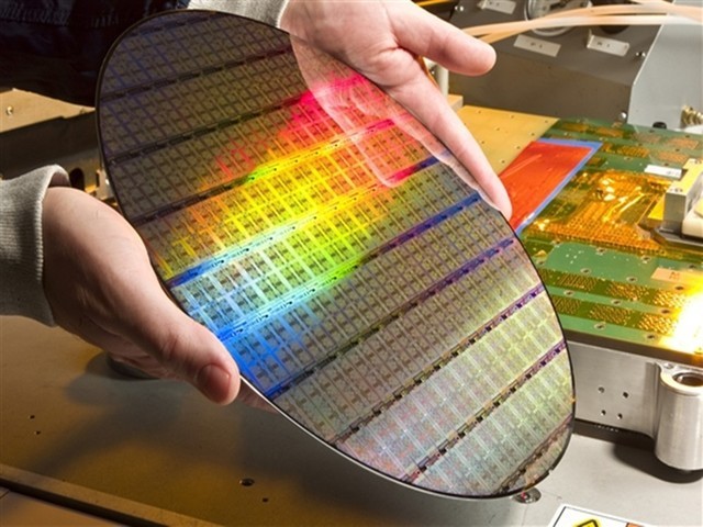举个栗子：CPU处理器要涨价？传闻硅晶圆明年涨价20％